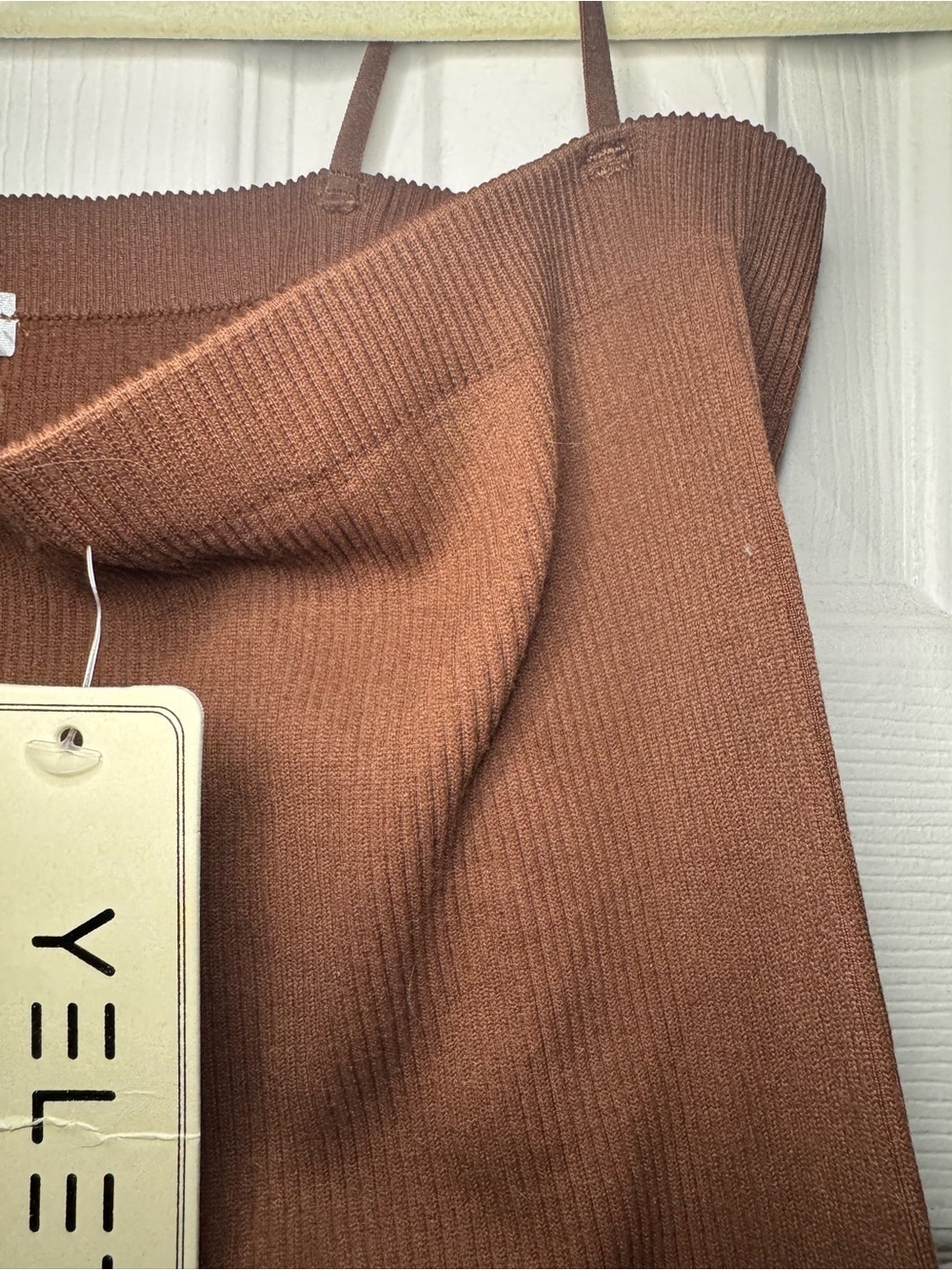 Yelete Brown Ribbed basic Tank - Picture 4 of 5